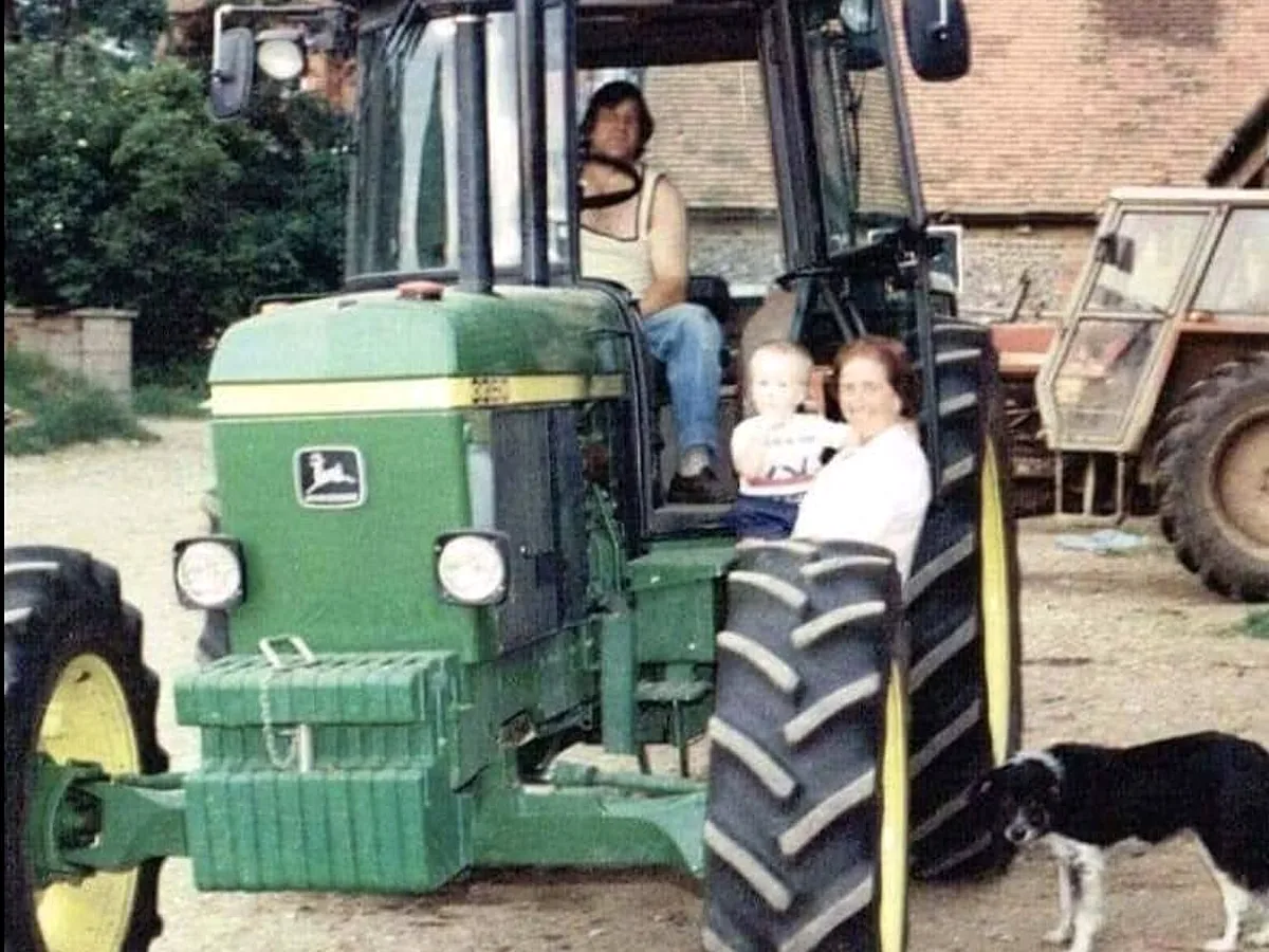 F. Nutton and Son's team at work